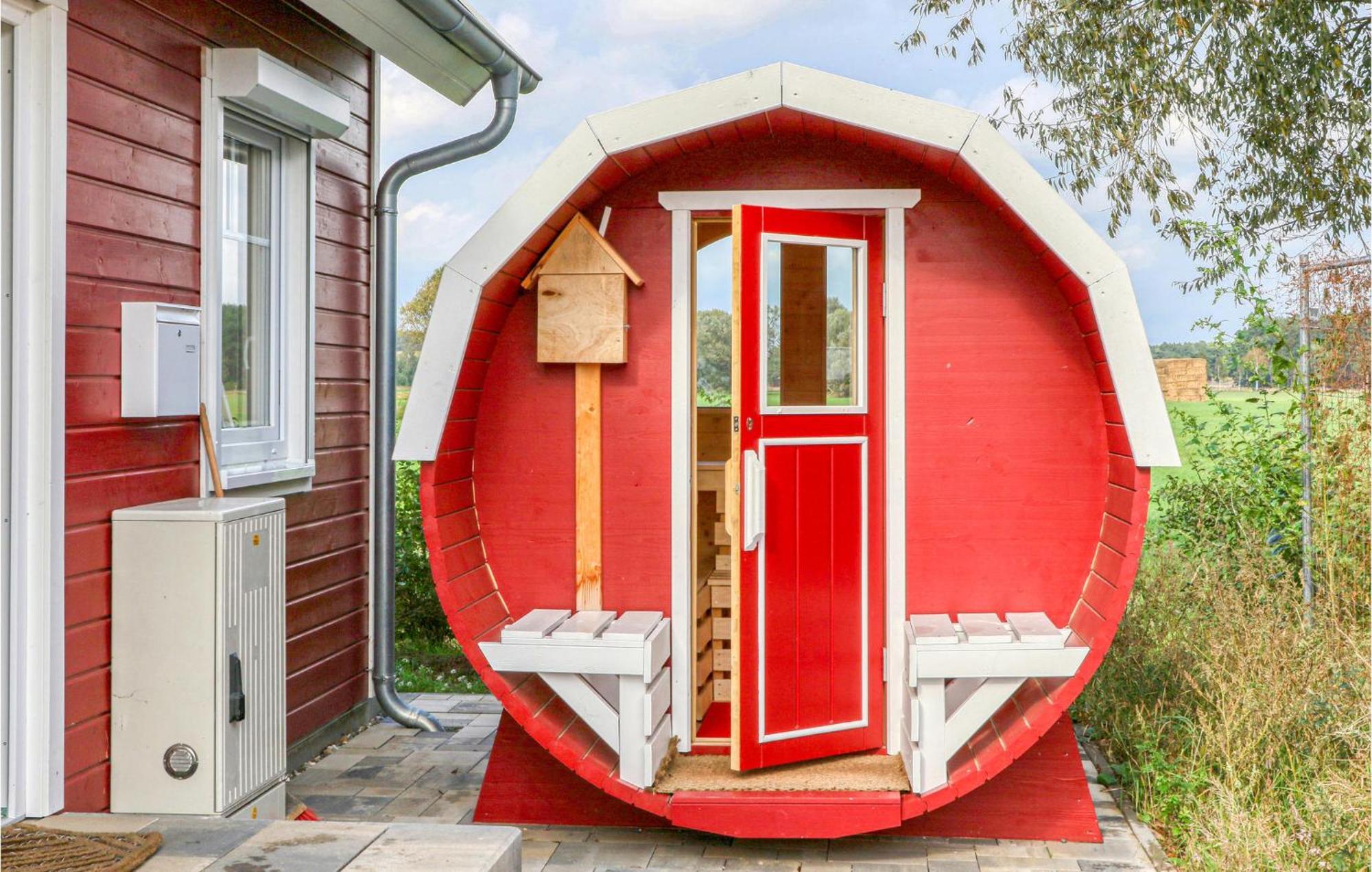 Cozy Home In Zerpenschleuse With Wifi Exterior photo