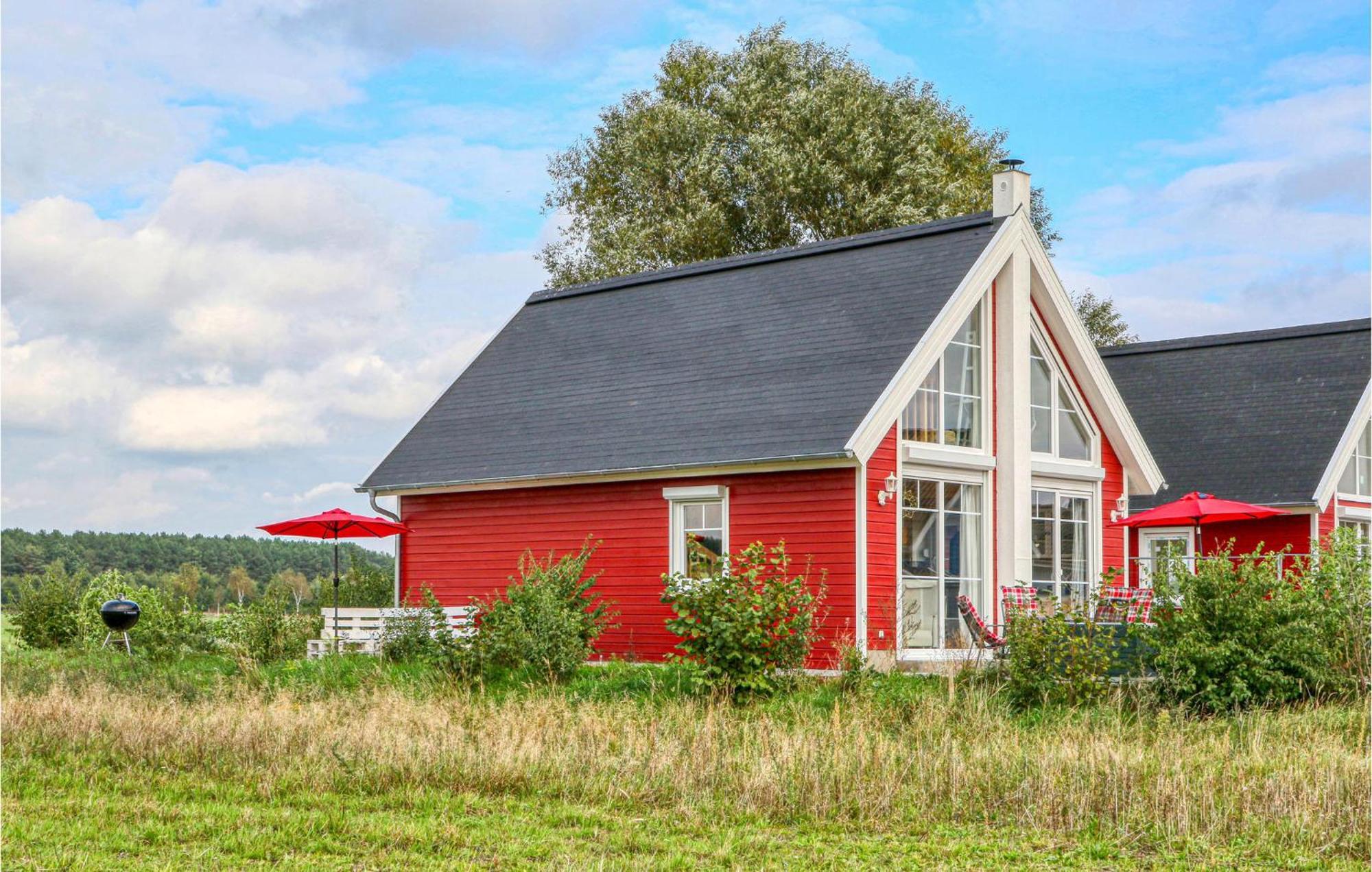 Cozy Home In Zerpenschleuse With Wifi Exterior photo