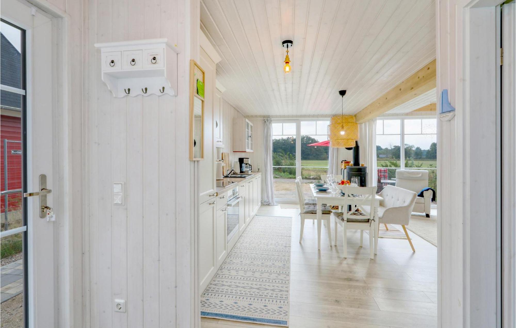Cozy Home In Zerpenschleuse With Wifi Exterior photo