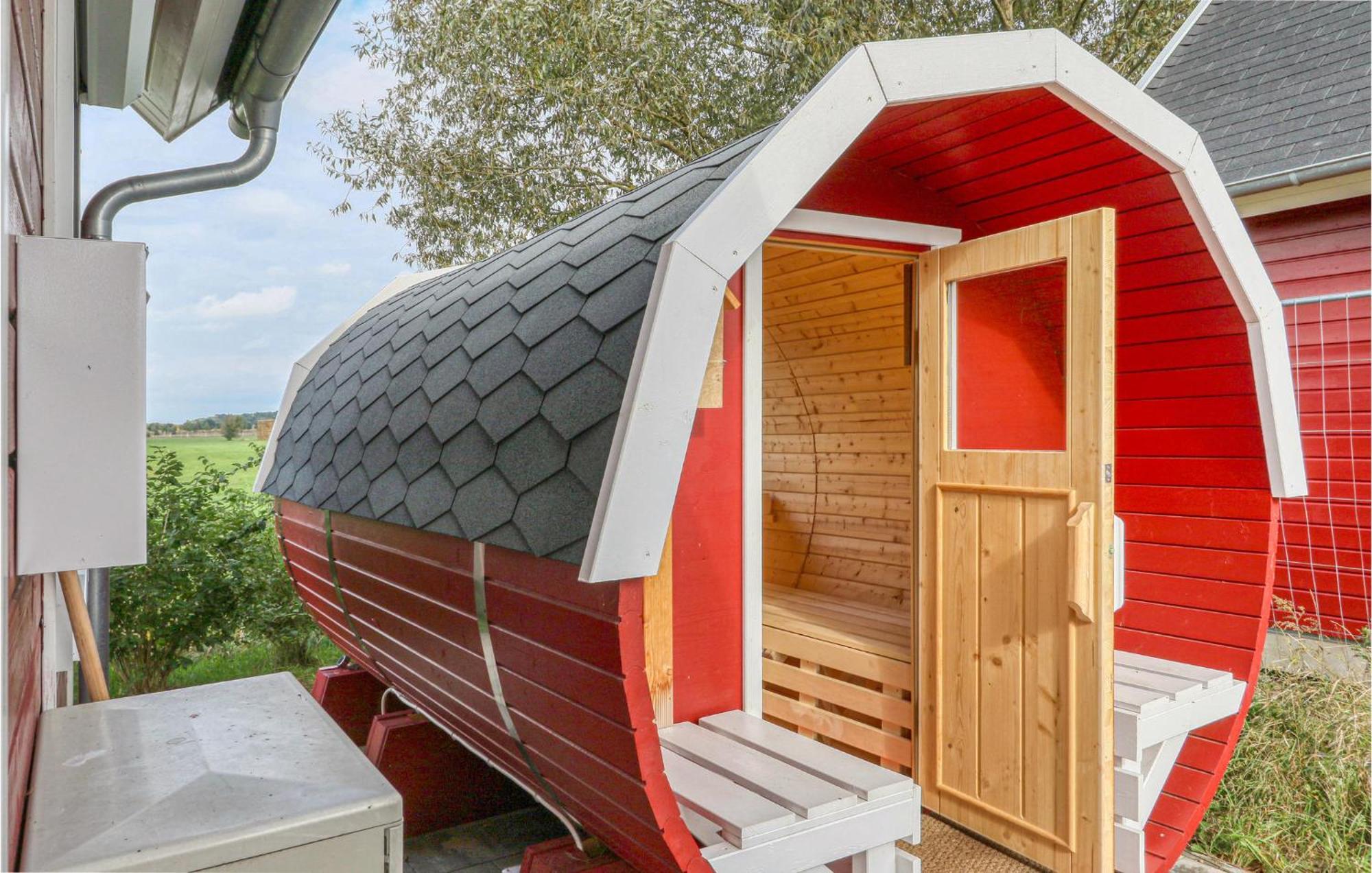 Cozy Home In Zerpenschleuse With Wifi Exterior photo